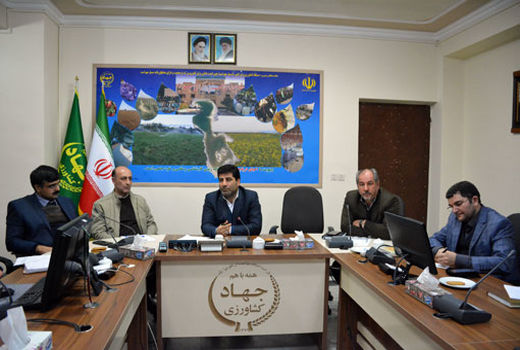 کاهش سطح آبهای زیرزمینی و شور شدن برخی از اراضی زراعی و باغی استان آذربایجان شرقی 