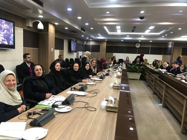 بانوان کارآفرین بخش کشاورزی استان قزوین  در نشست تخصصی هیئت تجاری بانوان روسی – ارمنی شرکت کردند