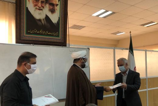 قدردانی وزیرجهادکشاورزی از رییس سازمان جهادکشاورزی استان هرمزگان / انتخاب نمونه های برتر سال زراعی