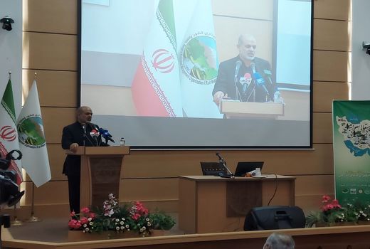 آبخیزداری باید به یک نهضت و گفتمان در کشور تبدیل شود