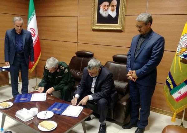 سربازان وظیفه مهارت‌های کشاورزی یاد می‌گیرند