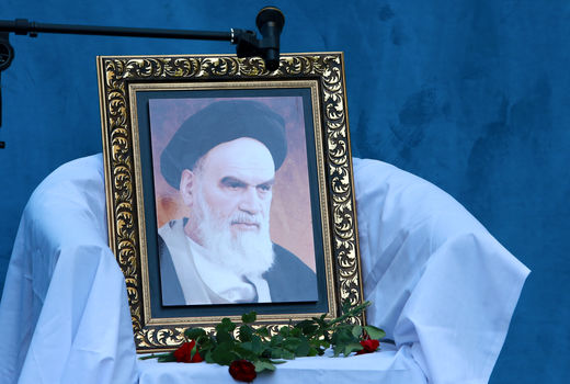  آیین بزرگداشت ارتحال امام خمینی (ره) در محل وزارت جهاد کشاوزری  