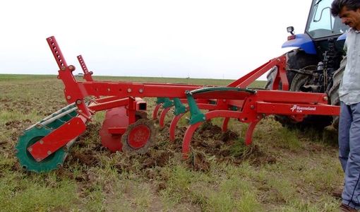 تقویت مکانیزاسیون کشاورزی آبیک با پرداخت ۱۰۵ میلیارد ریال تسهیلات