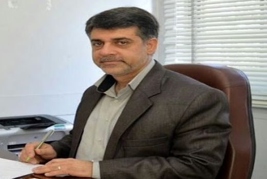 در صورت مشاهده ملخ  با سامانه 1504 تماس بگیرید