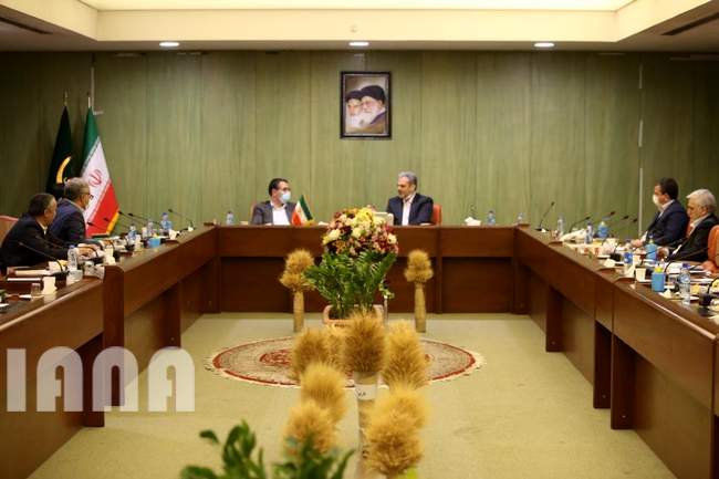 نشست وزرای جهاد کشاورزی و صنعت، معدن و تجارت