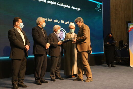 پنجمین جشنواره معرفی ارقام گیاهی 
