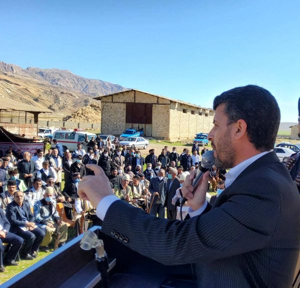 اختصاص ۱۰۰ میلیارد تومان به ساخت راه و تأمین آب آشامیدنی مناطق عشایری لرستان 