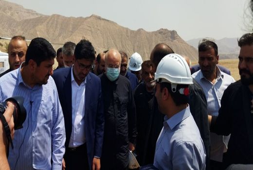 بازدید رئیس مجلس و مجمع نمایندگان استان بوشهر از سد دالکی