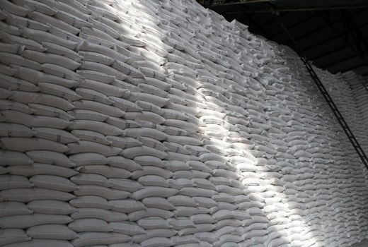 تأمین پایدار بازار قزوین با توزیع بیش از ۴۸ هزار تن شکر 