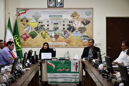 برگزاری دوره آموزشی با عنوان تکثیر و پرورش ماهیان خاوری در تبریز