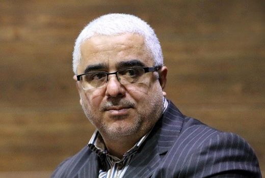 مطالبات باید از مسیر قانونی پیگیری شود