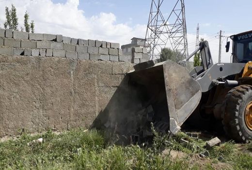 چهار هکتار  از اراضی زراعی شهرستان اسلامشهر آزادسازی شد