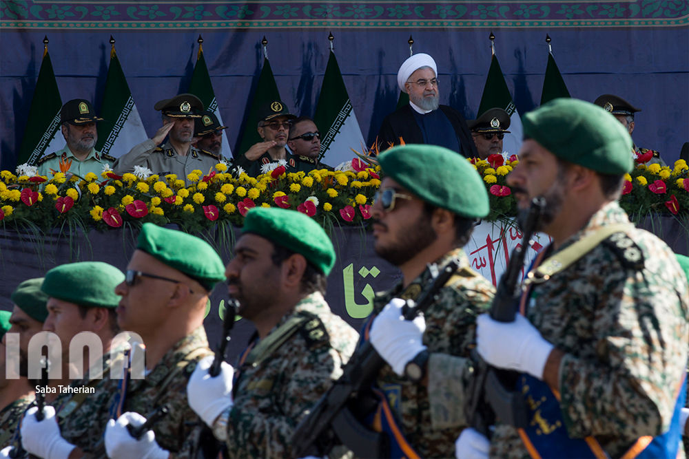 مراسم رژه نیروهای مسلح 