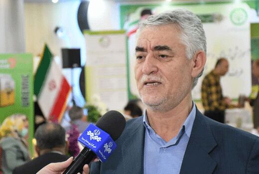 هشت قرارداد بین کارگزار و کشاورز با شرکت های تولیدکننده کود کشور در تبریز منعقد شد
