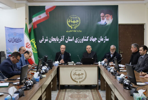 انقلاب اسلامی با تکیه بر استقلال، آزادی و پیشرفت به الگوی ماندگار جهانی تبدیل شده است