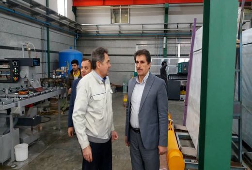 ساخت سالانه 10هزار دستگاه آکواریوم و تجهیزات جانبی در اسلامشهر