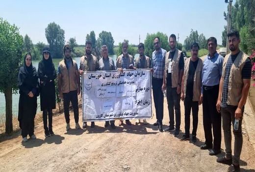 برگزاری دوره آموزشی بیماری‌های نوظهور و واگیردار آبزیان در شهرستان کارون