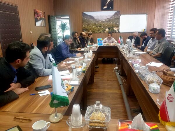 برگزاری جلسه هماهنگی سامانه پنجره واحد مدیر یت زمین