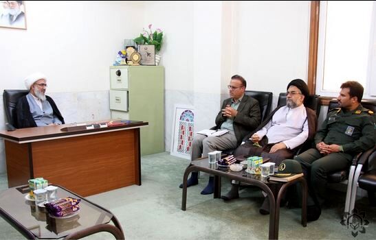 شرایط سرمایه‌گذاری کشورهای همسایه در حوزه کشاورزی بوشهر فراهم شود 