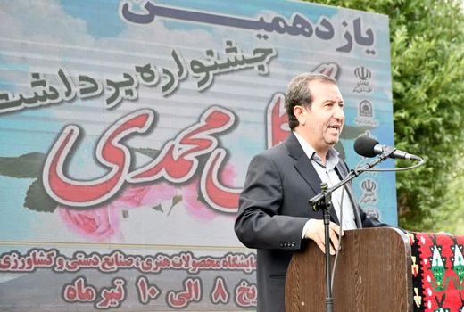 برگزاری جشنواره گل‌محمدی عنصرود در آذربایجان شرقی