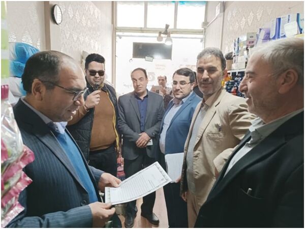 تشدید نظارت بر نحوه توزیع کالاهای اساسی،گوشت مرغ گرم و منجمد در شهرستان عجب ‌شیر