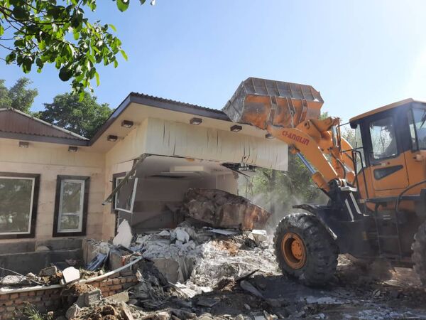 تشدید بر خورد با ساخت و سازهای غیر مجاز در اراضی کشاورزی شهرستان چهار باغ 