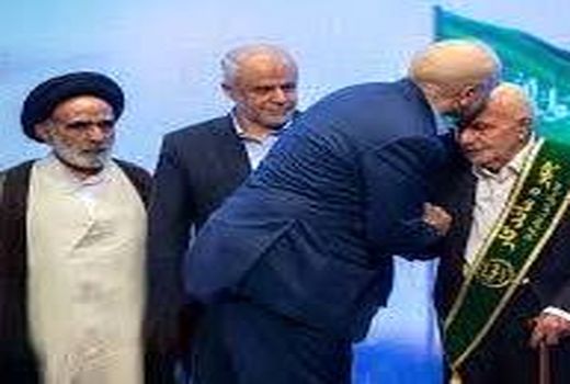 تجلیل از سردار جزایری به‌عنوان چهره ماندگار فرماندهی جنگ جهاد