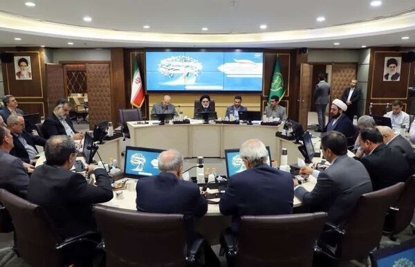 نخبگان کشاورزی خستگی‌ناپذیر و پرامید به سوی هدف حرکت کنند