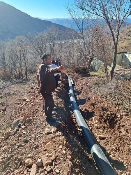 حمایت جهاد کشاورزی از باغداران دشت زر دنا با توسعه شبکه آبیاری