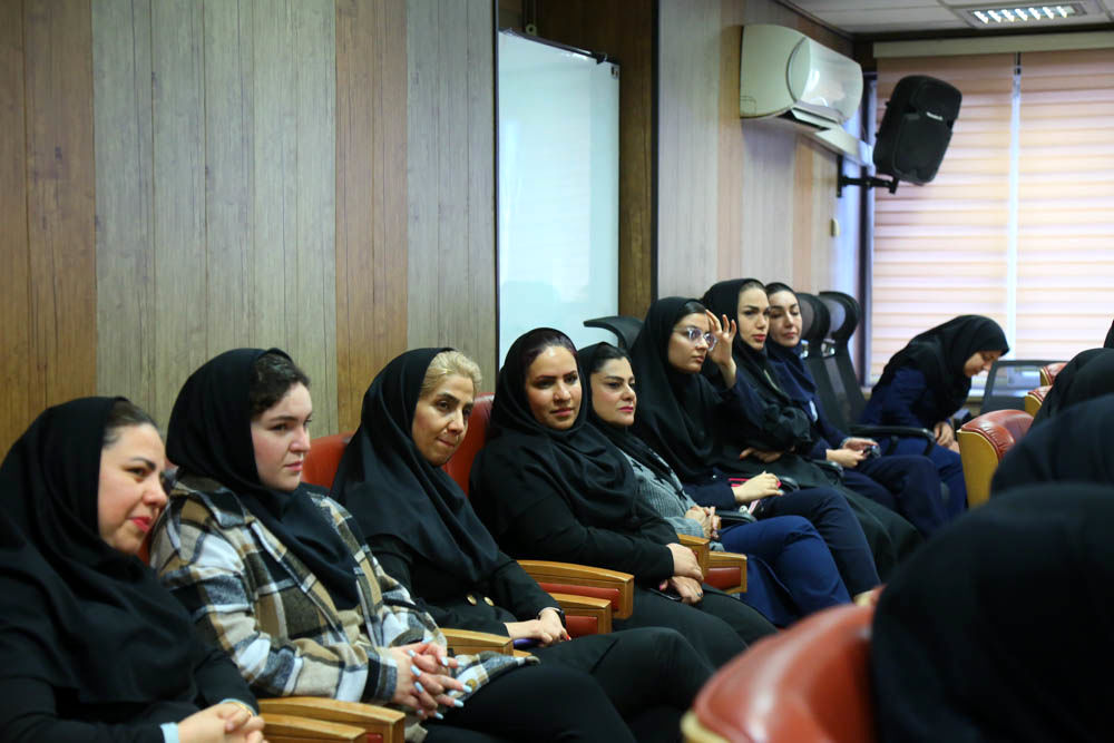 مراسم گرامیداشت روز زن در موسسه جهاد استقلال  