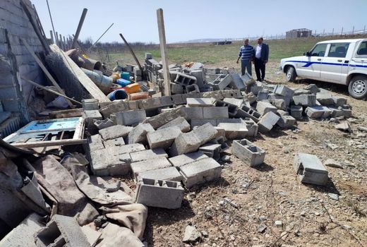 بازگشت 12هزار مترمربع از اراضی زراعی و باغی ورزقان به چرخه تولید