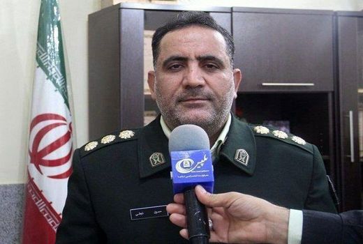 کشف بیش از 6 تُن مرغ قاچاق در دره شهر 