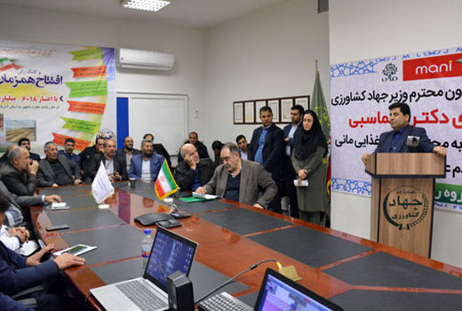 تولیدکنندگان محصولات کشاورزی درحقیقت فرماندهان و سربازان واقعی جنگ اقتصادی به شمار می آیند 