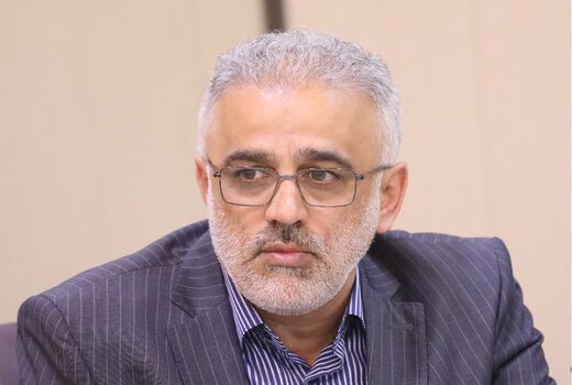 ارتقاء پوشش گیاهی و اجرای آبخیزداری در راستای حفظ و احیای خاک 
