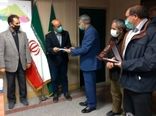 تجلیل از رئیس سازمان جهاد کشاورزی استان اردبیل به عنوان مدیر نمونه ملی یاور تحقیقات به همراه سه محقق برتر