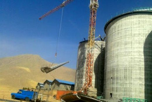 مجتمع بزرگ تولید آرد در رستم احداث می‌شود
