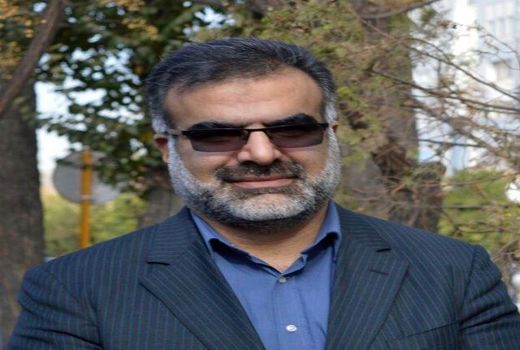 باید فرش قرمز برای متقاضیان احداث گلخانه پهن کنیم