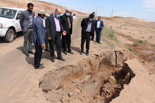آغاز اجرای عملیات بازسازی جاده عشایری ورامین