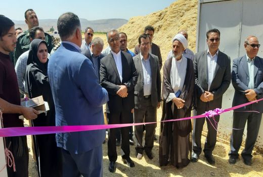 افتتاح یک واحدگاوداری شیری صنعتی درشهرستان کوهدشت