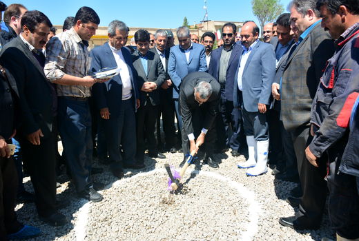 آغاز توسعه دشت آذرنگین به دست وزیر