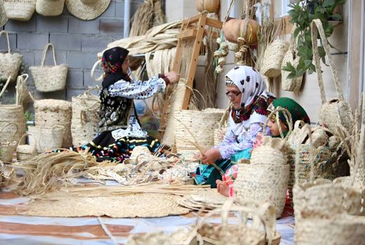 آموزش 11 هزار تسهیل‌گر/60 درصد از ظرفیت توانمندسازی زنان در مشاغل خانگی نهفته است