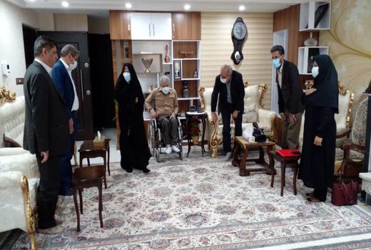  دیدار از خانواده شهید شمس الدینی و جانباز 70% حمید نصری