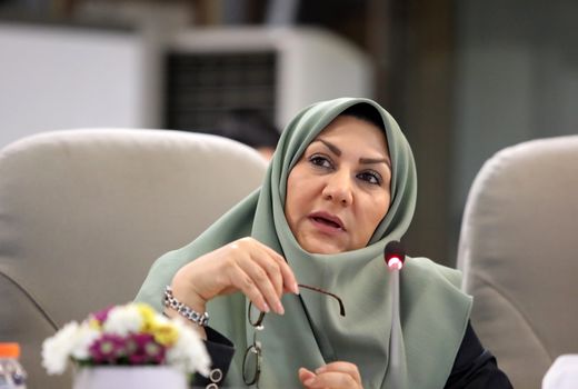 بانک کشاورزی را فقط یک بانک داخلی نبینیم/ بازوی صادراتی محصولات غیرنفتی 