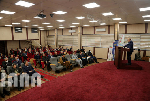 گزارش تصویری مراسم بزرگداشت برگزیدگان هفته پژوهش و فناوری