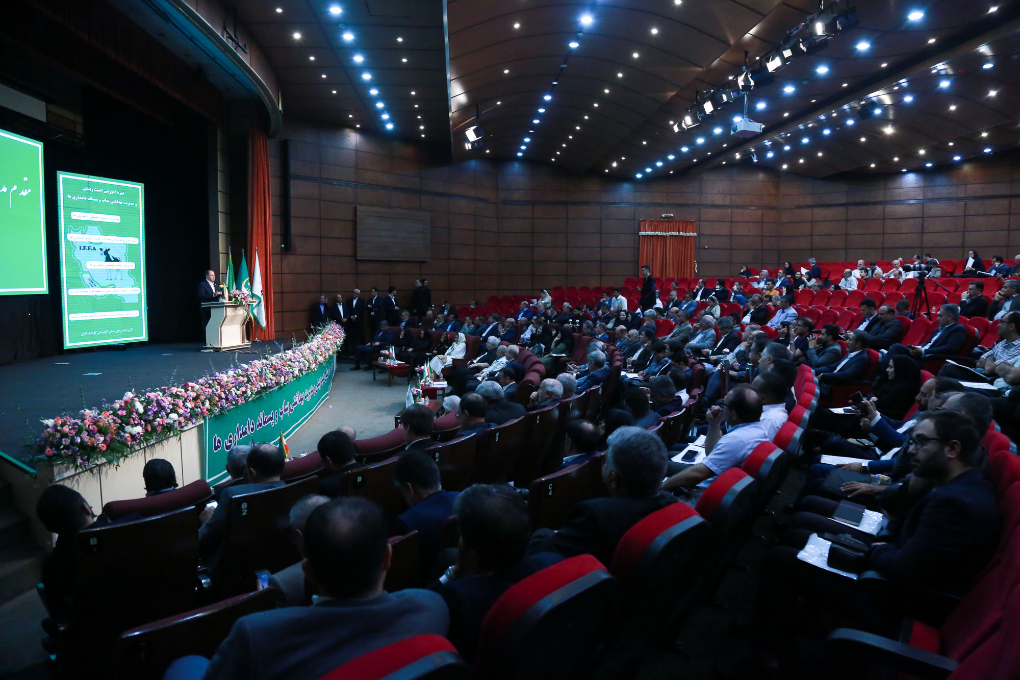  مراسم آغازین دوره آموزشی امنیت زیستی و مدیریت بهداشتی پساب و پسماند دامداری ها 