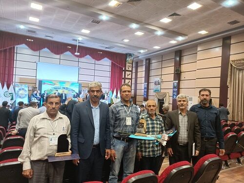 برترین های بخش کشاورزی سروستان معرفی شدند