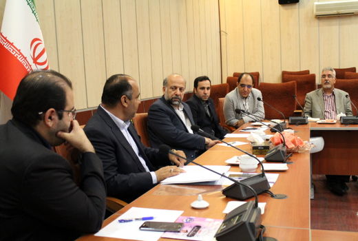 سرمایه گذاران باید امید پیدا کنند که می توانند در حوزه فرهنگ کار اقتصادی کنند