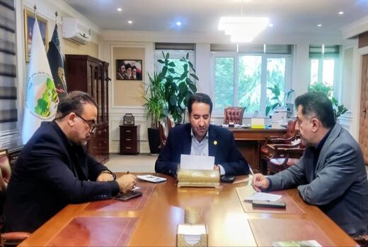 تأکید رئیس سازمان منابع طبیعی کشور و نماینده مردم گناباد بر توسعه همکاری‌ها جهت اجرای طرح‌های آبخیزداری و مقابله با بیابان‌زایی