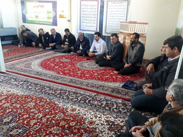 برگزاری کارگاه آموزشی احداث گلخانه در شهرستان کیار