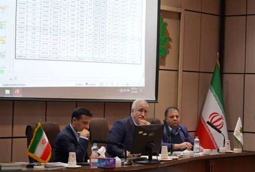 آمادگی بانک کشاورزی برای توسعه همکاری ها با صنایع تولیدی زنجان